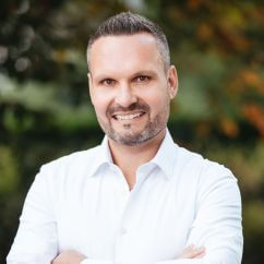 Christoph Peham ISOLENA Sales
